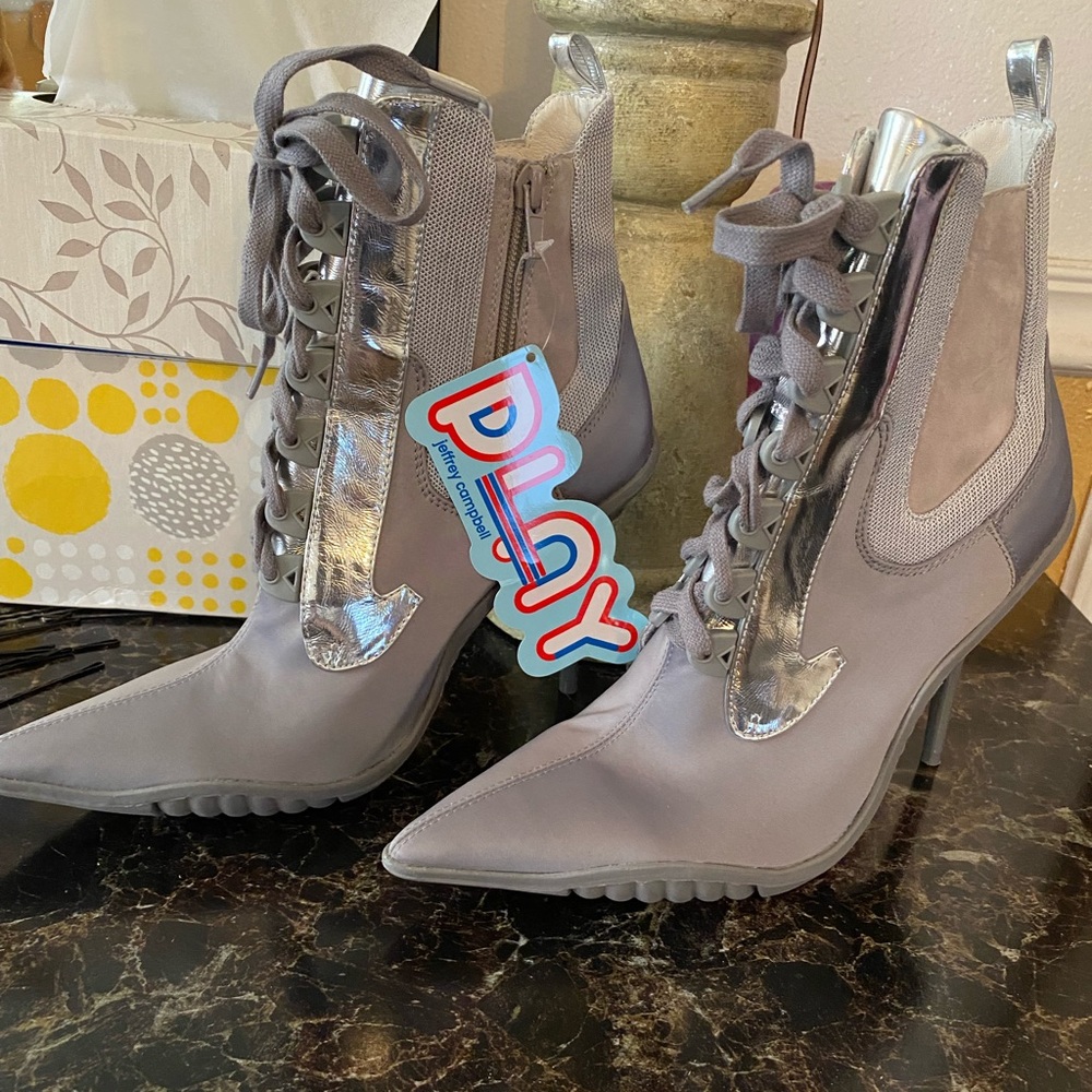 Jeffrey Campbell bootie brand new with box